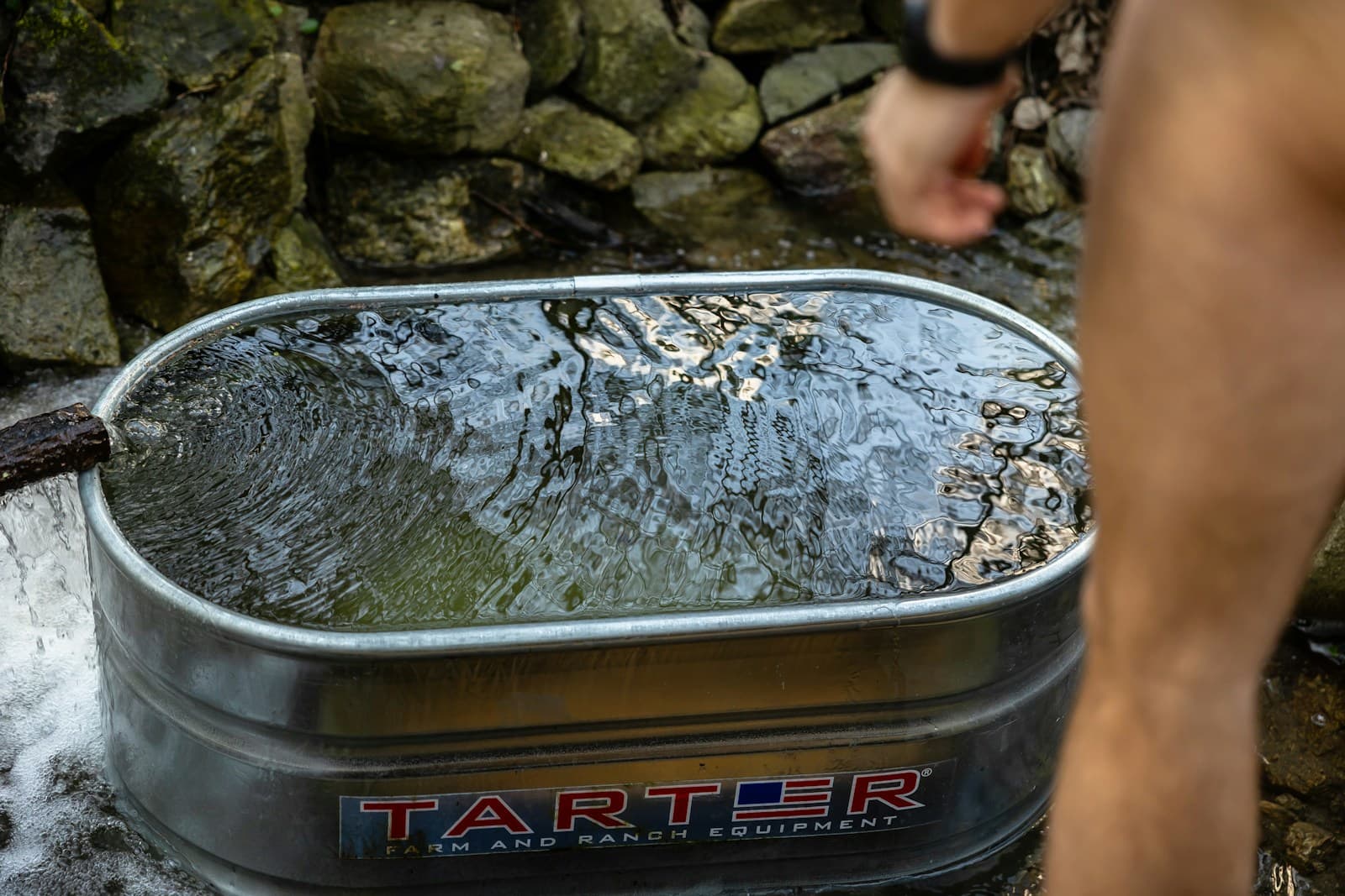 Cold plunge tub ready for use